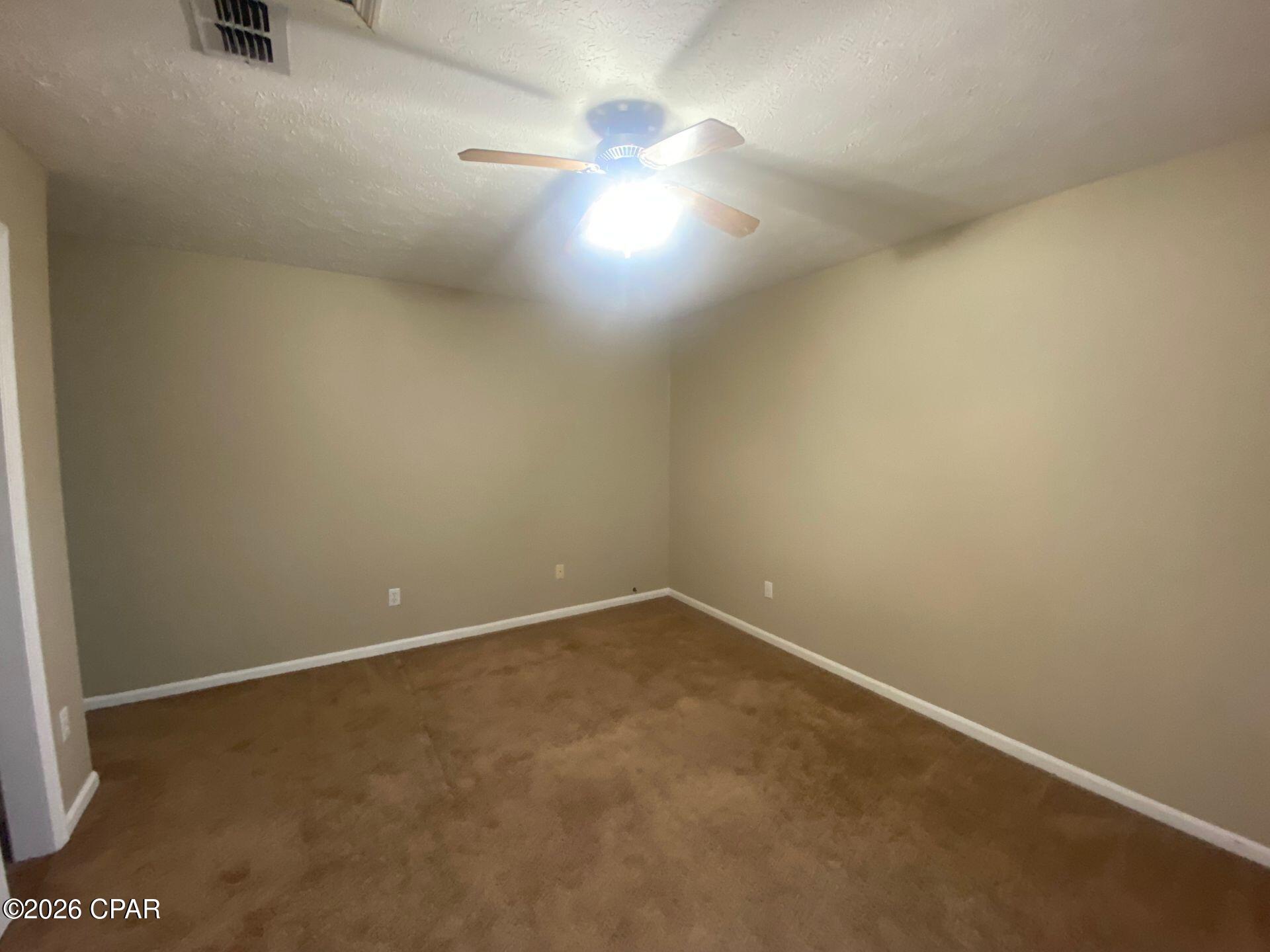 Image 4 For 136 Kristine Boulevard