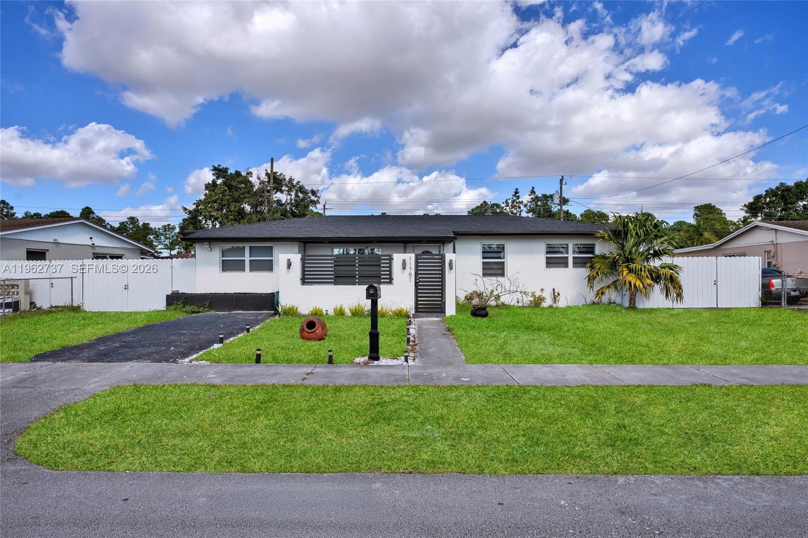 So Miami Heights Manor