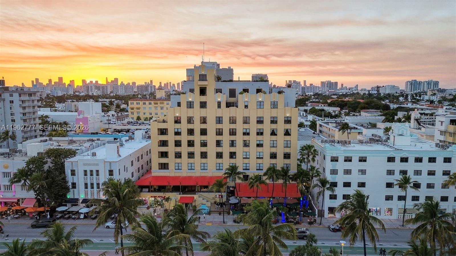 1330 Ocean Dr R7C