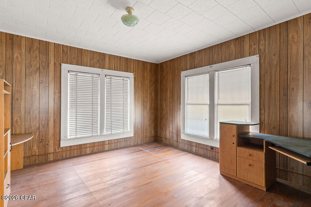 Image 17 For 987 7th Avenue