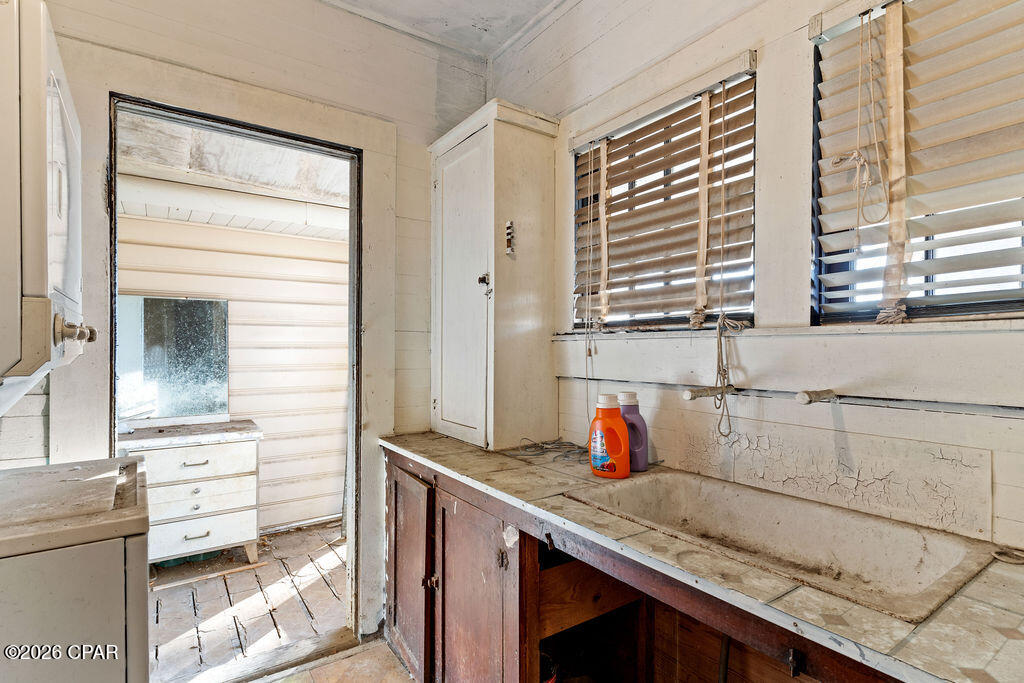 Image 25 For 987 7th Avenue