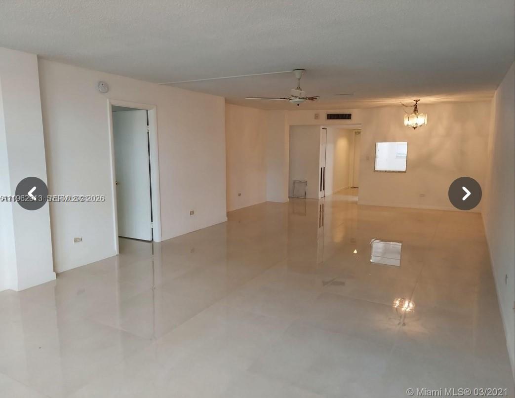 Royal Oaks Condo