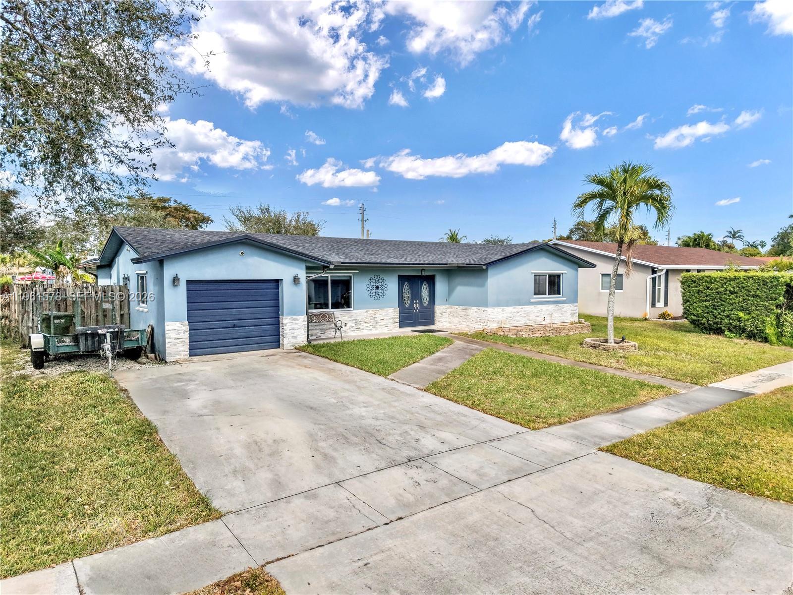 Pasadena Lakes South