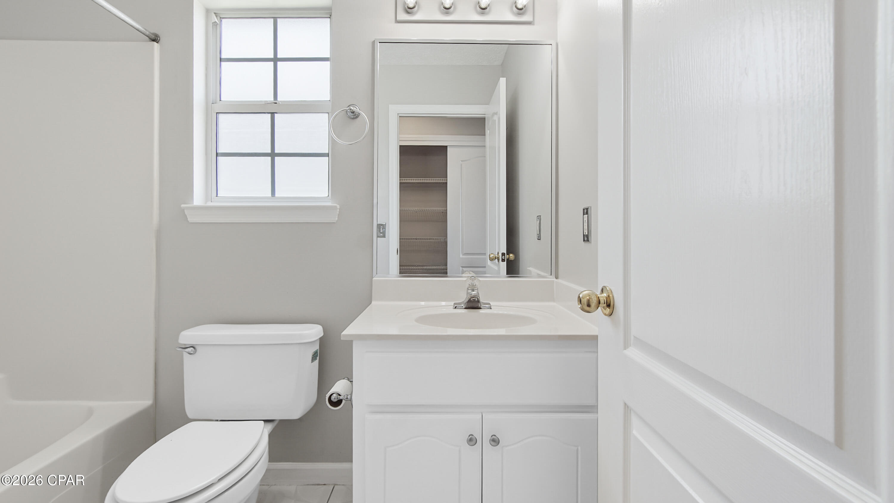 Image 25 For 13204 Fernwood Place