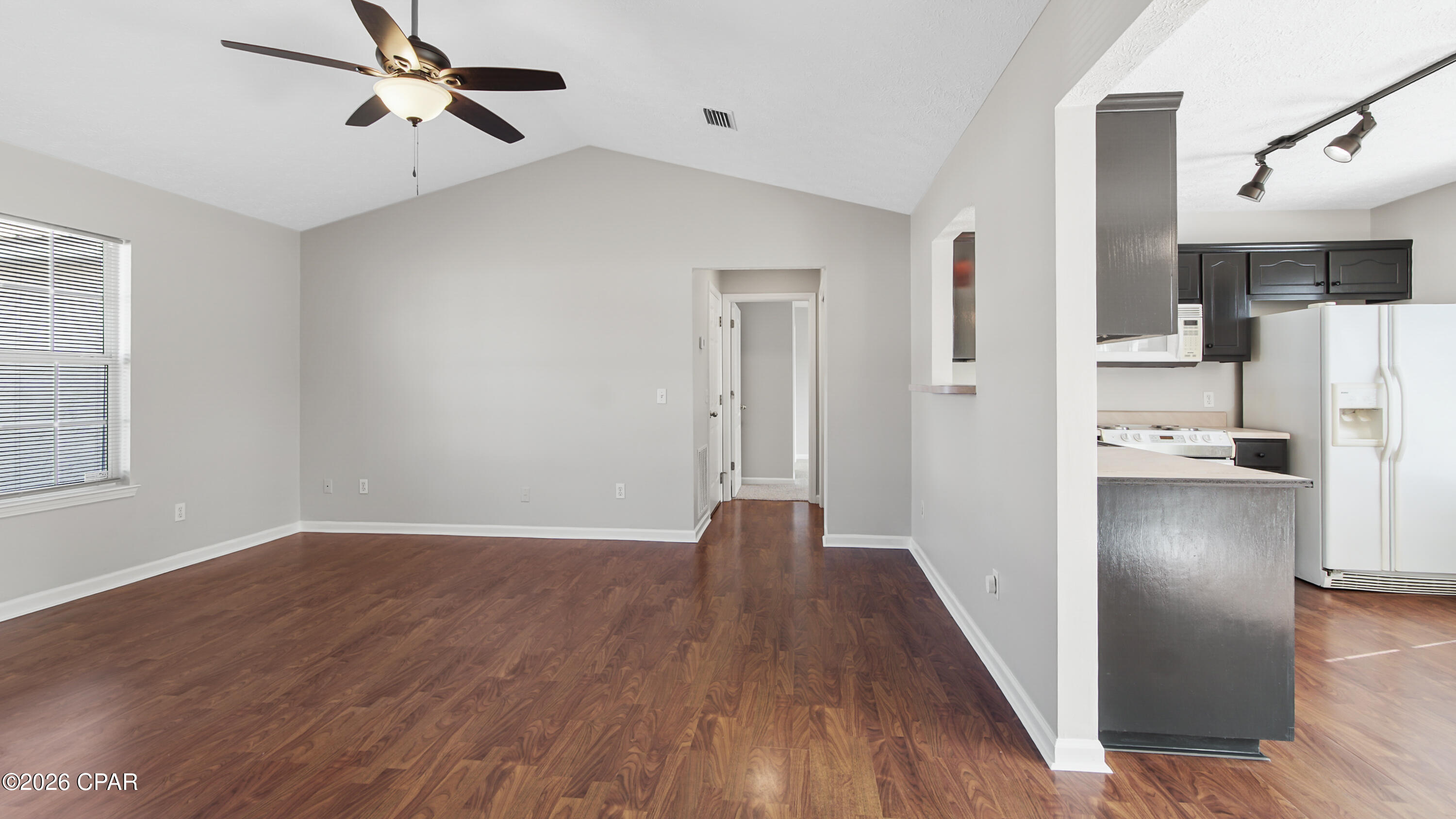 Image 7 For 13204 Fernwood Place