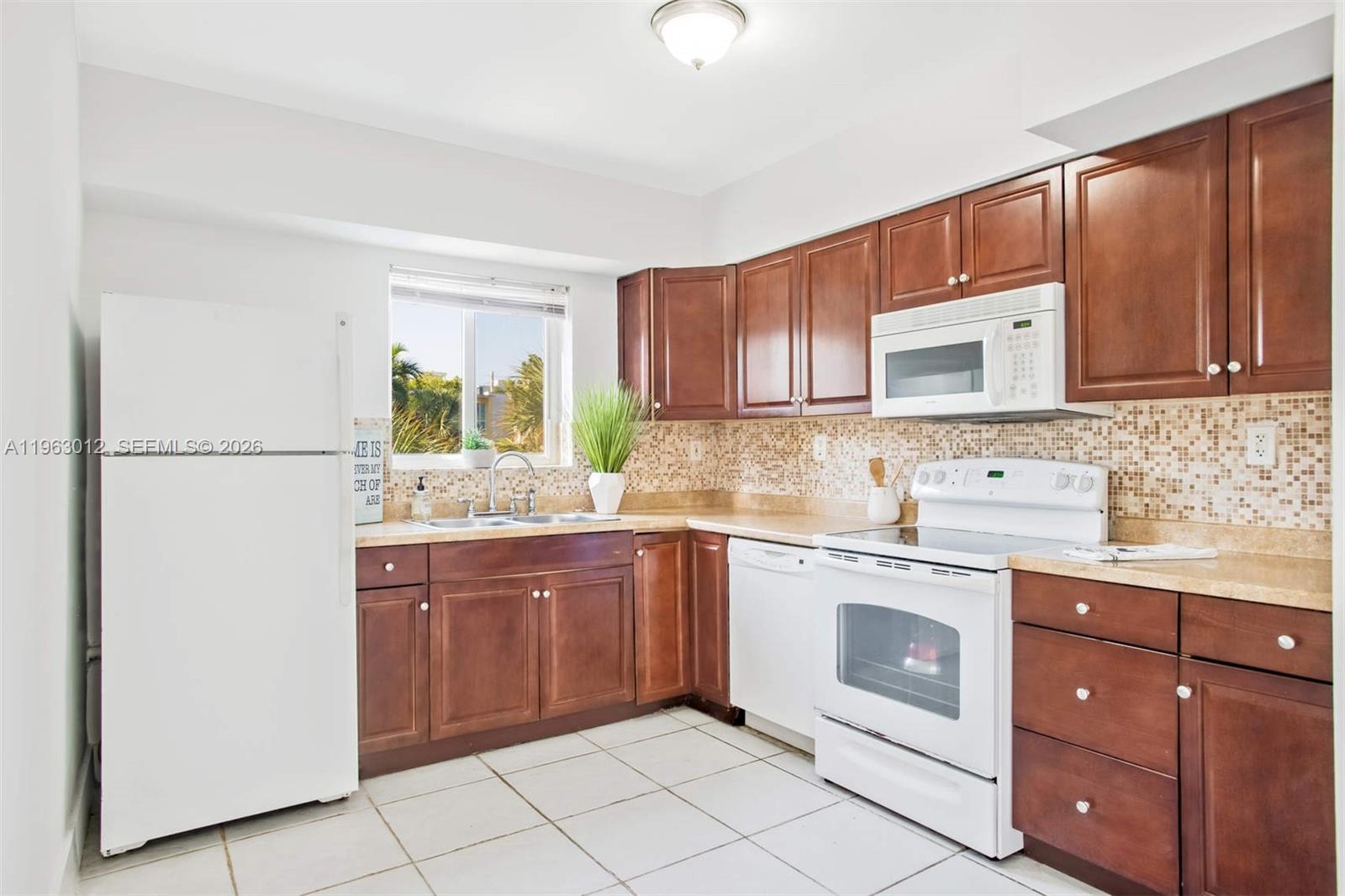 Additional property features at 10001 Bay Harbor Dr - Condo in Bay Harbor Islands