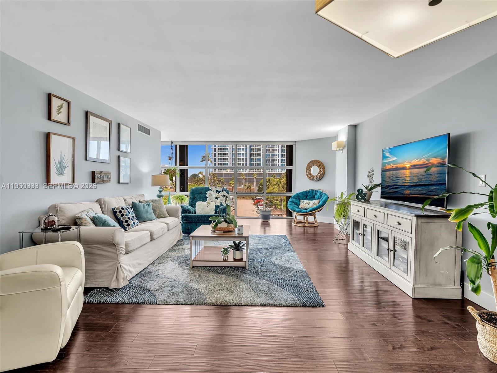 Mar Del Plata Condo