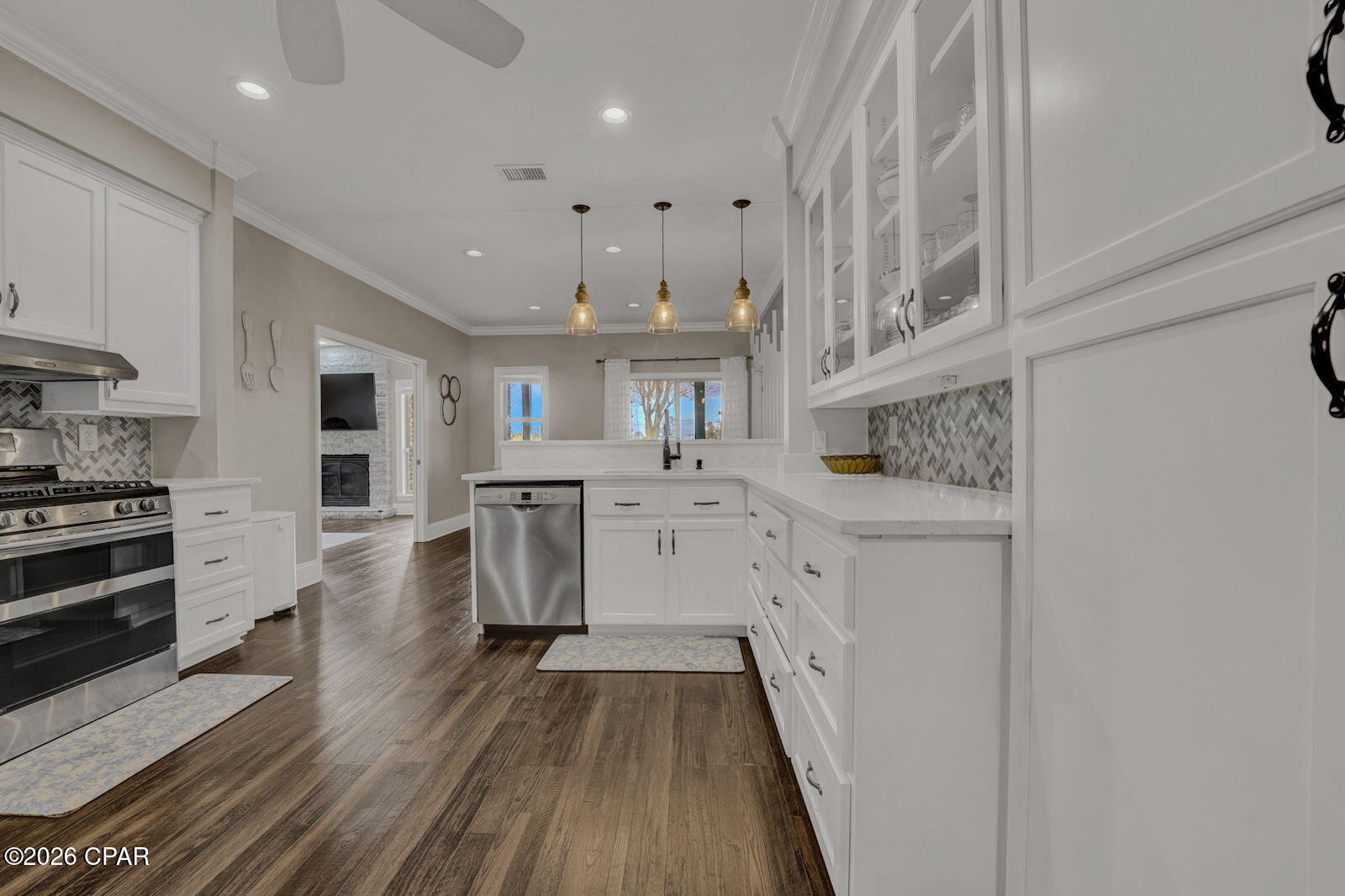 Image 40 For 2913 Country Club Drive