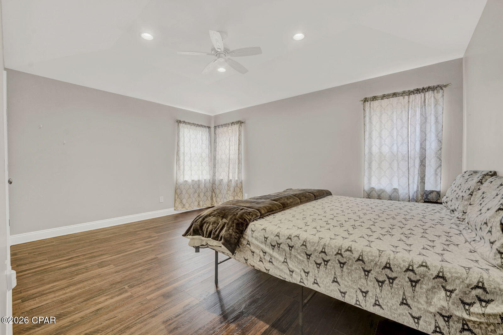 Image 61 For 2913 Country Club Drive