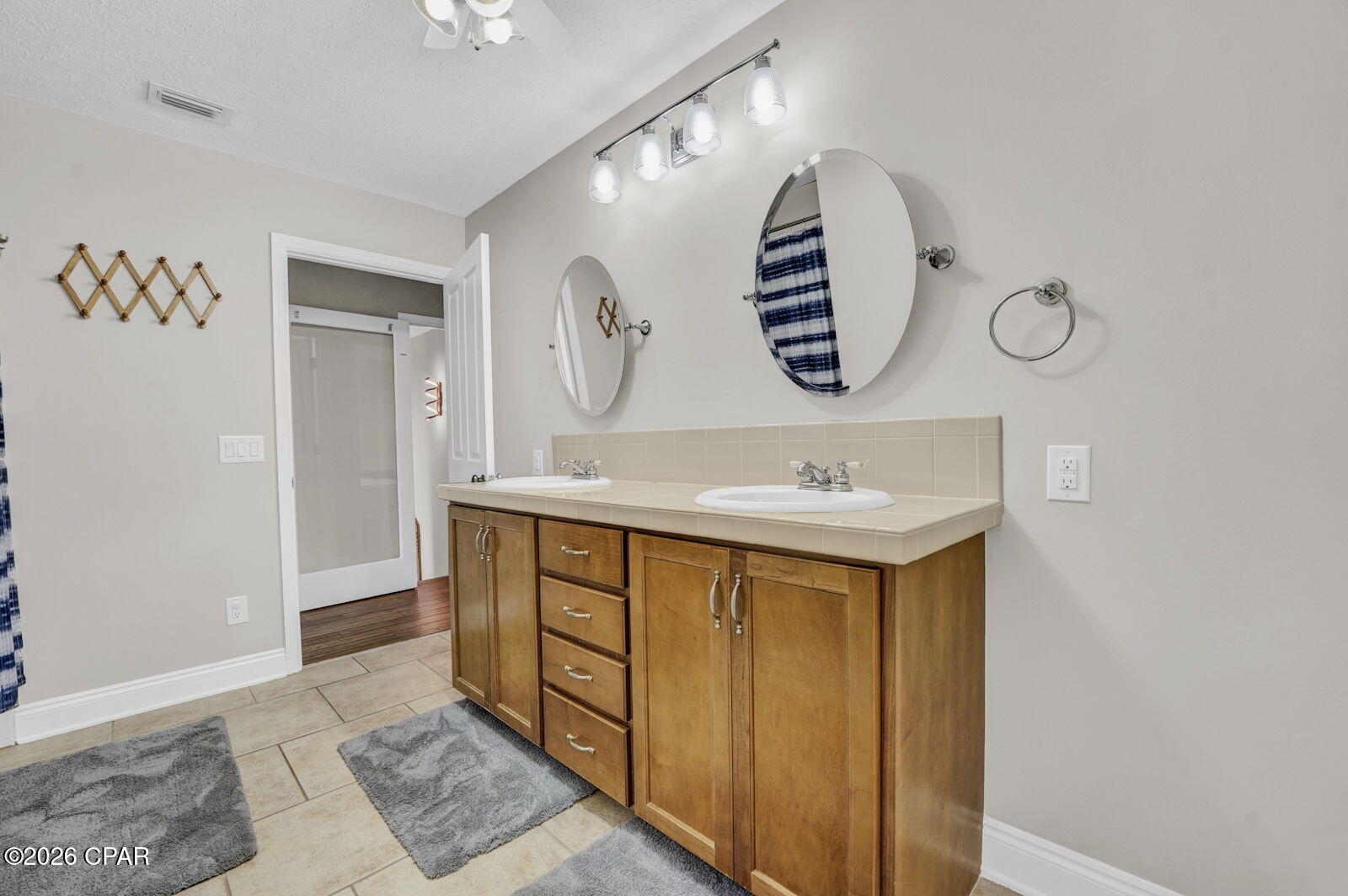 Image 68 For 2913 Country Club Drive