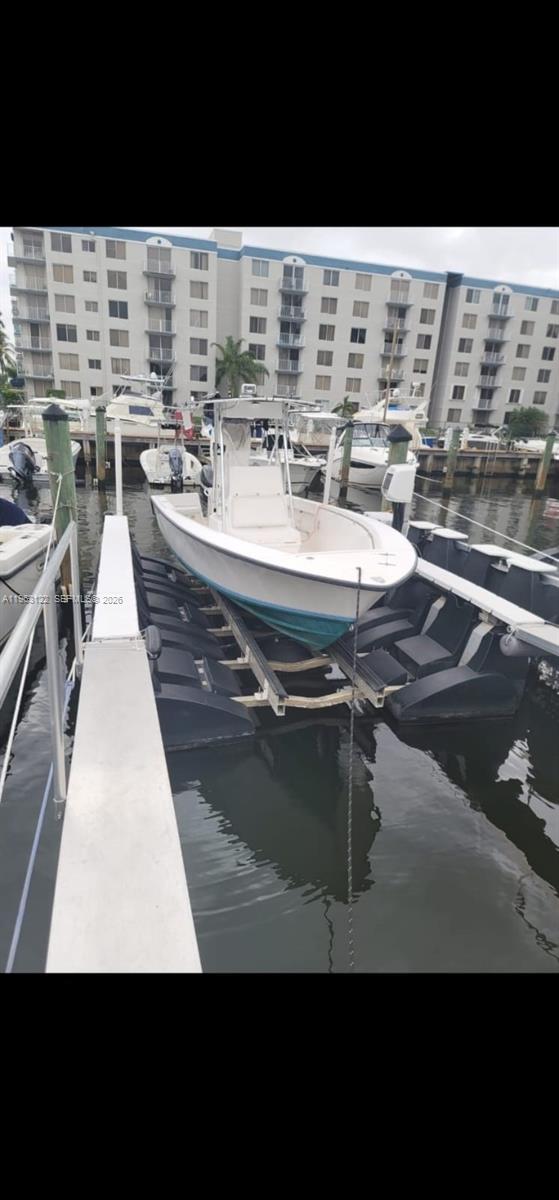 River Run Yacht Club Cond
