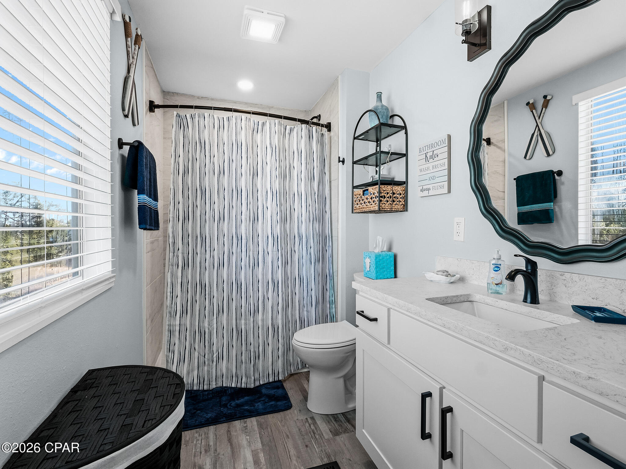 Image 28 For 6118 Pinetree Avenue