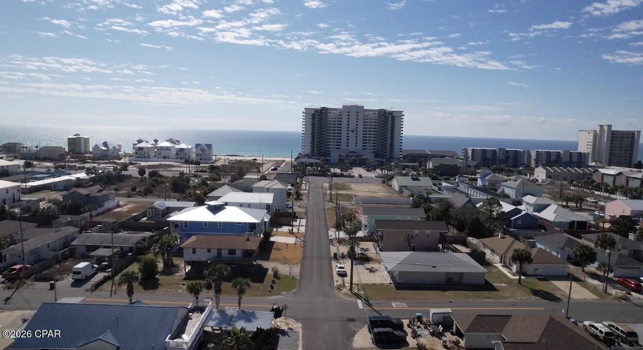 Image 31 For 6118 Pinetree Avenue