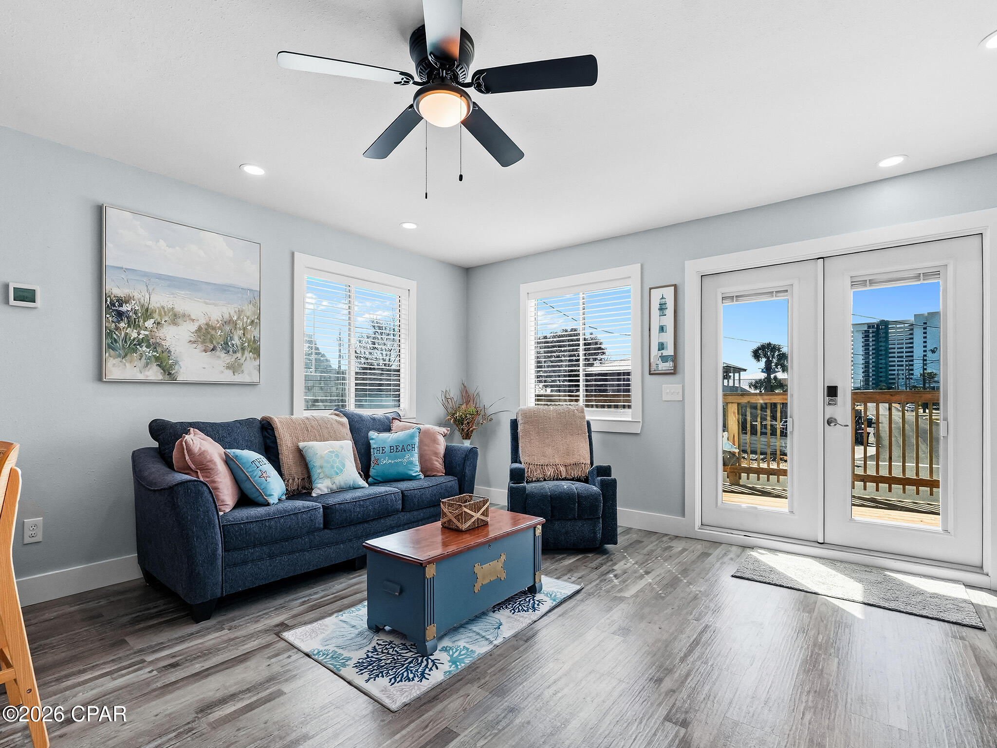 Image 4 For 6118 Pinetree Avenue