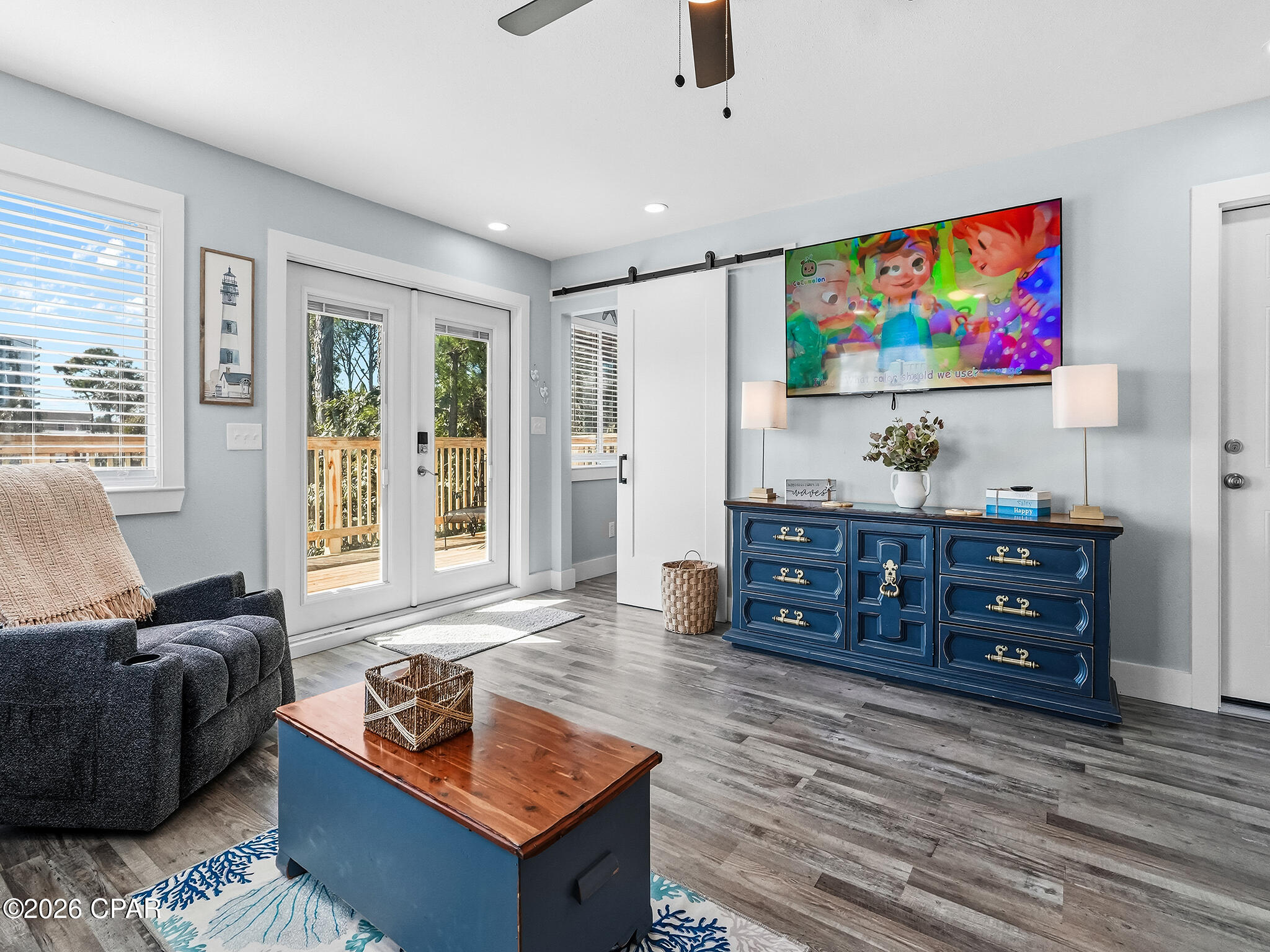 Image 6 For 6118 Pinetree Avenue