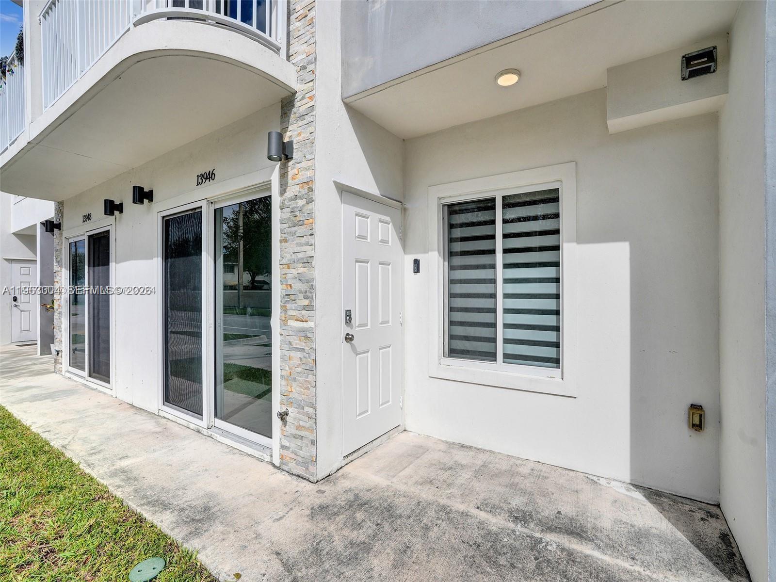 Experience life in this beautiful, newly built townhome offering a variety of modern amenities. Now available to rent with only one security deposit required! Don't miss out!Conveniently located near major roads, highways, and shopping centers, this property offers style and an unbeatable location.Come see it!