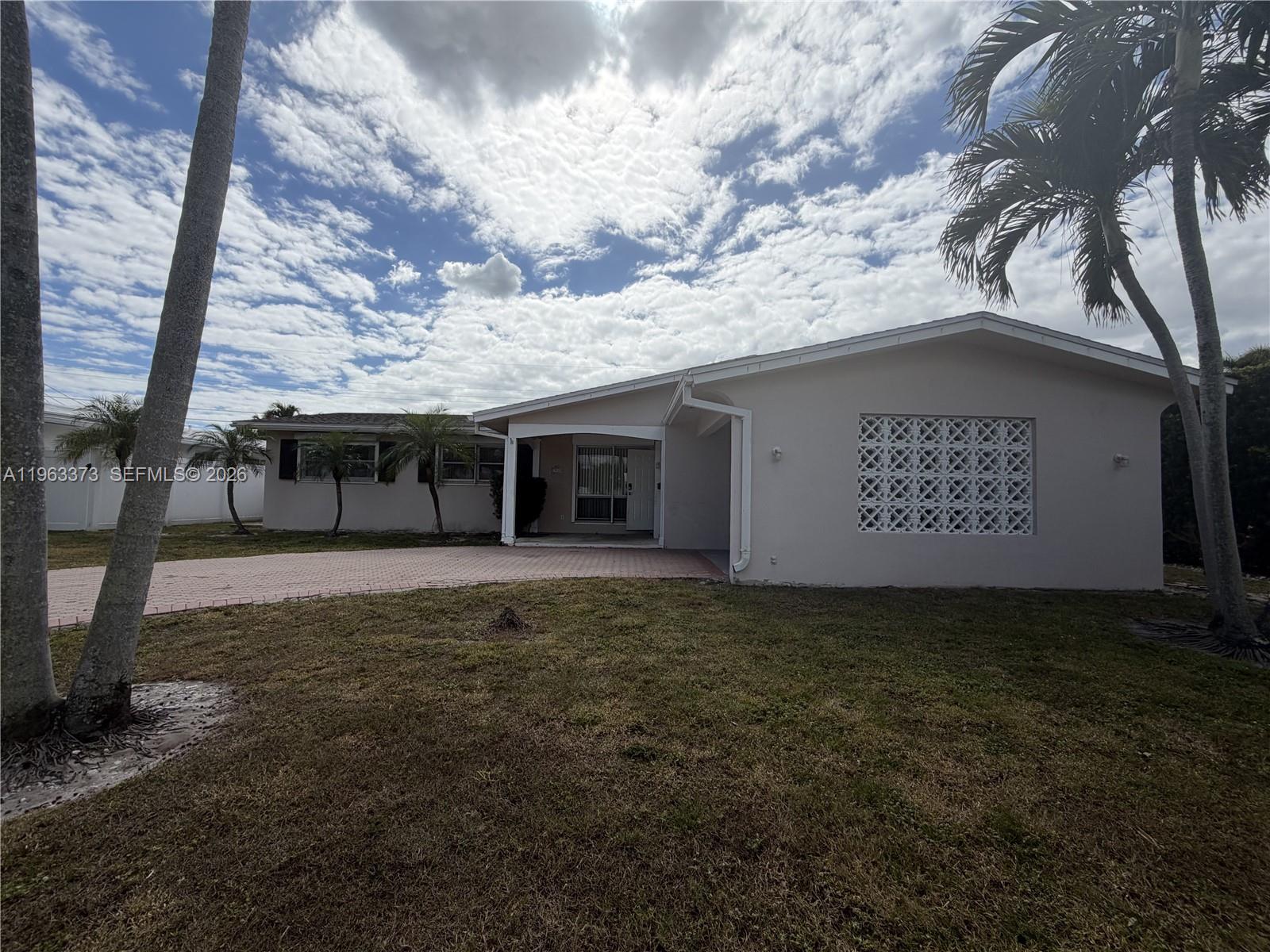 Homes for sale in Fort Lauderdale, FL | 1930 Ne 59Th Pl, Fort Lauderdale, FL 33308 | MLS# A11963373