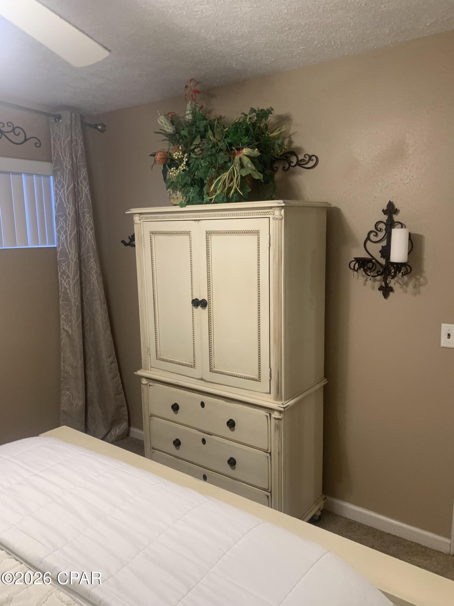 Image 16 For 6903 Lagoon Drive 35