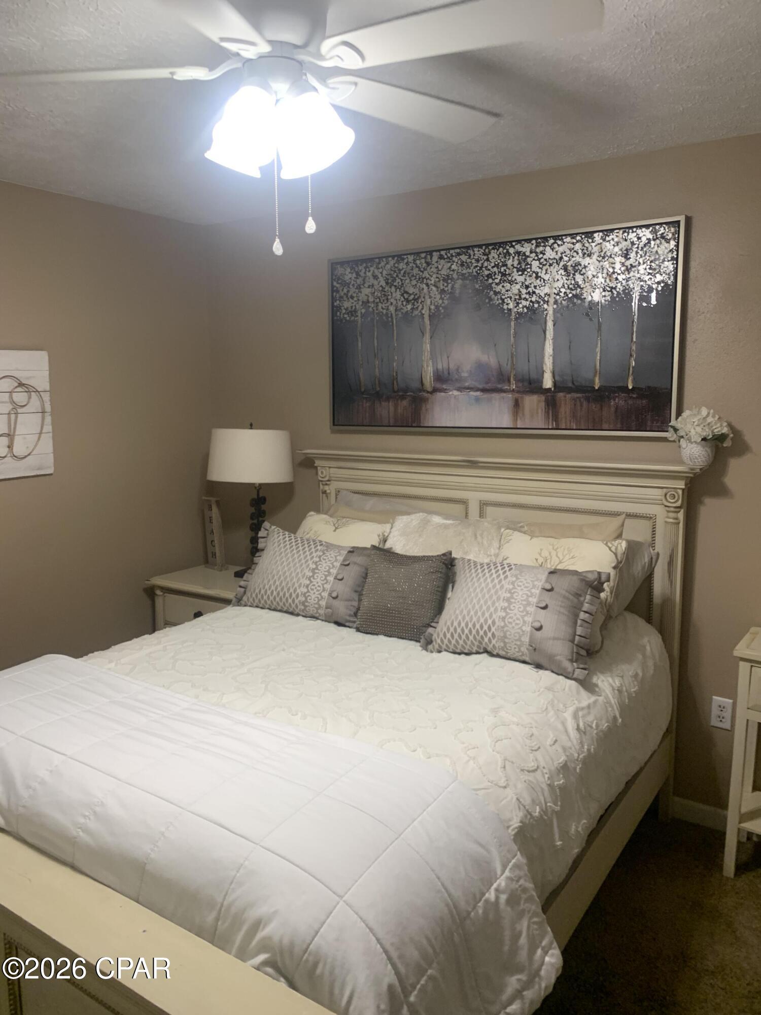 Image 19 For 6903 Lagoon Drive 35