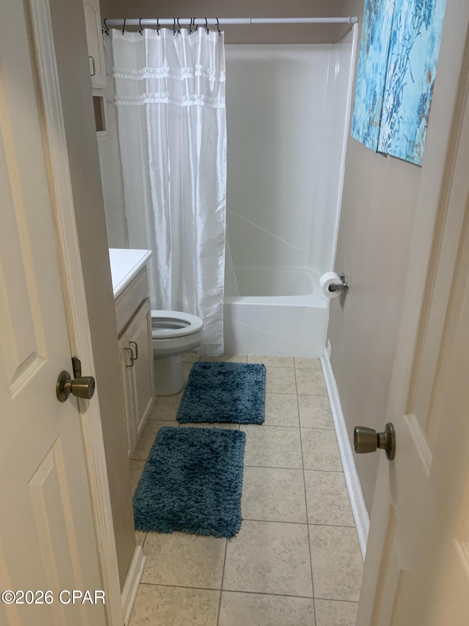 Image 20 For 6903 Lagoon Drive 35