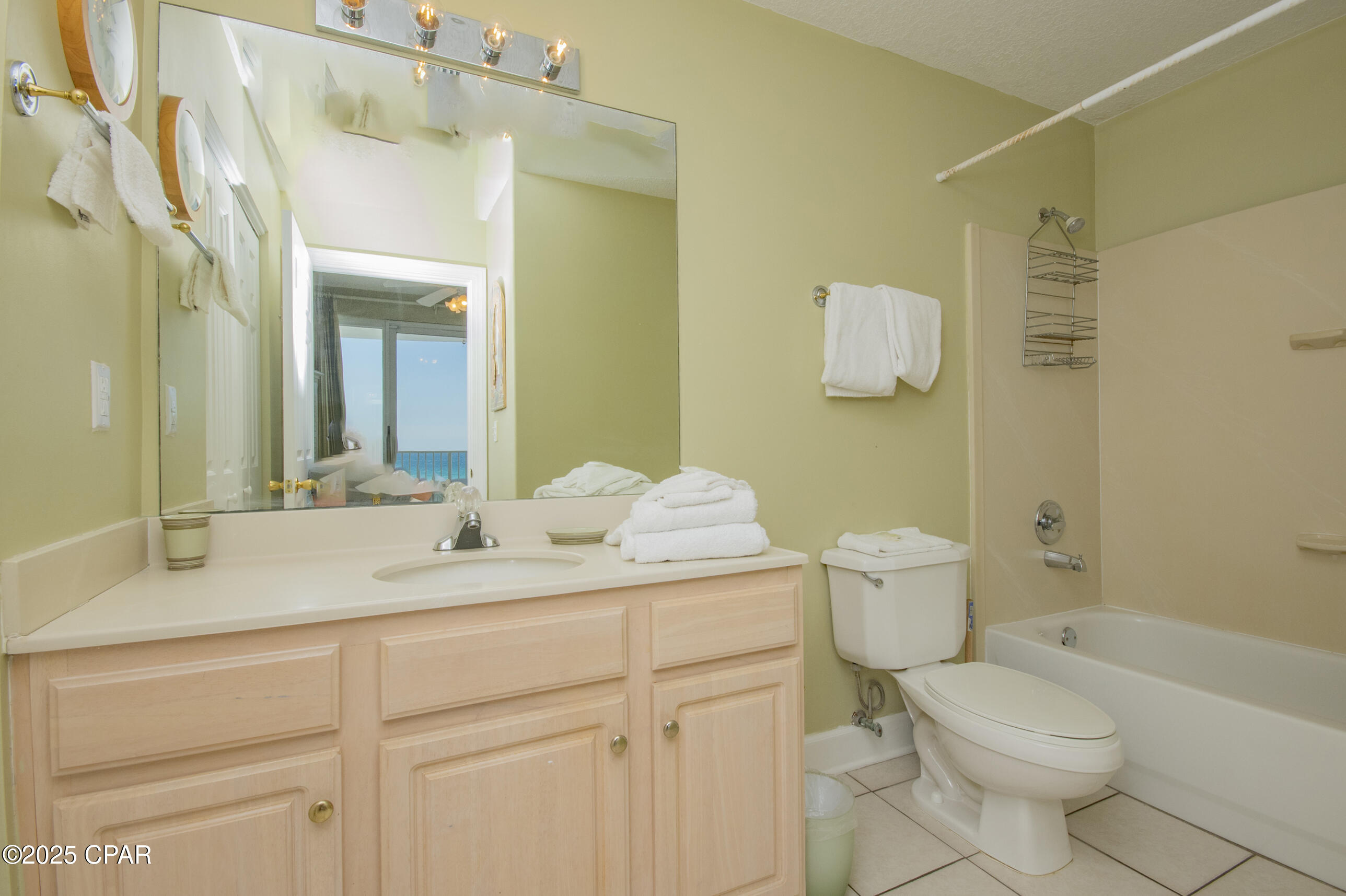 Image 12 For 10519 Front Beach Road 405a