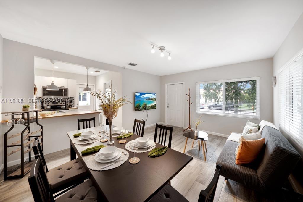 Beautiful and cozy house in Little Havana, part of a duplex, fully furnished, with a nice patio and washer and dryer on it. 2nd bedroom very small. Floors are tiles wooden look alike, fully equipped kitchen, 2 parking spots. Very close to Brickell/Downtown area. Don't miss this opportunity!