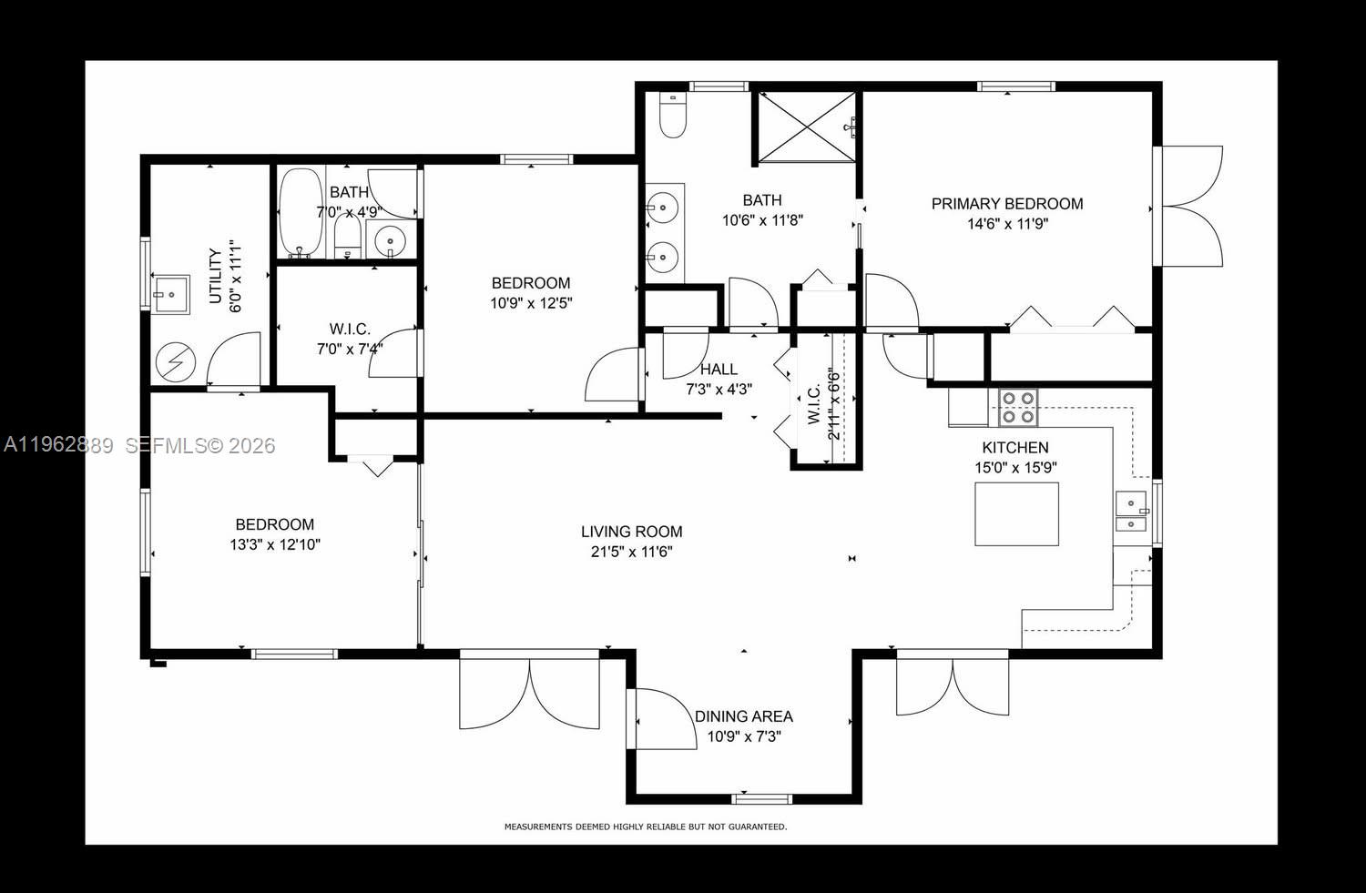 Bonus room and amenities at 2551 Avon Blvd - Home in Avon Park