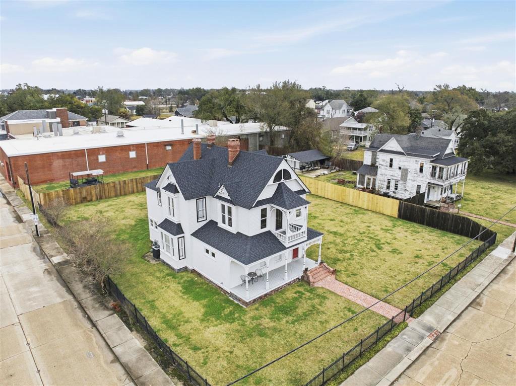 401 Pine St Street — photo 3