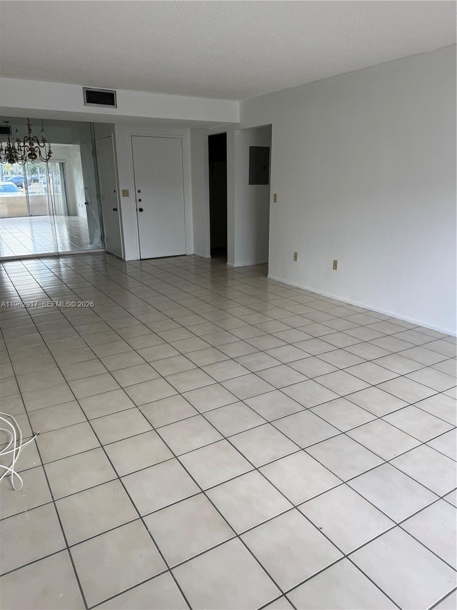 Kings Creek So Condo