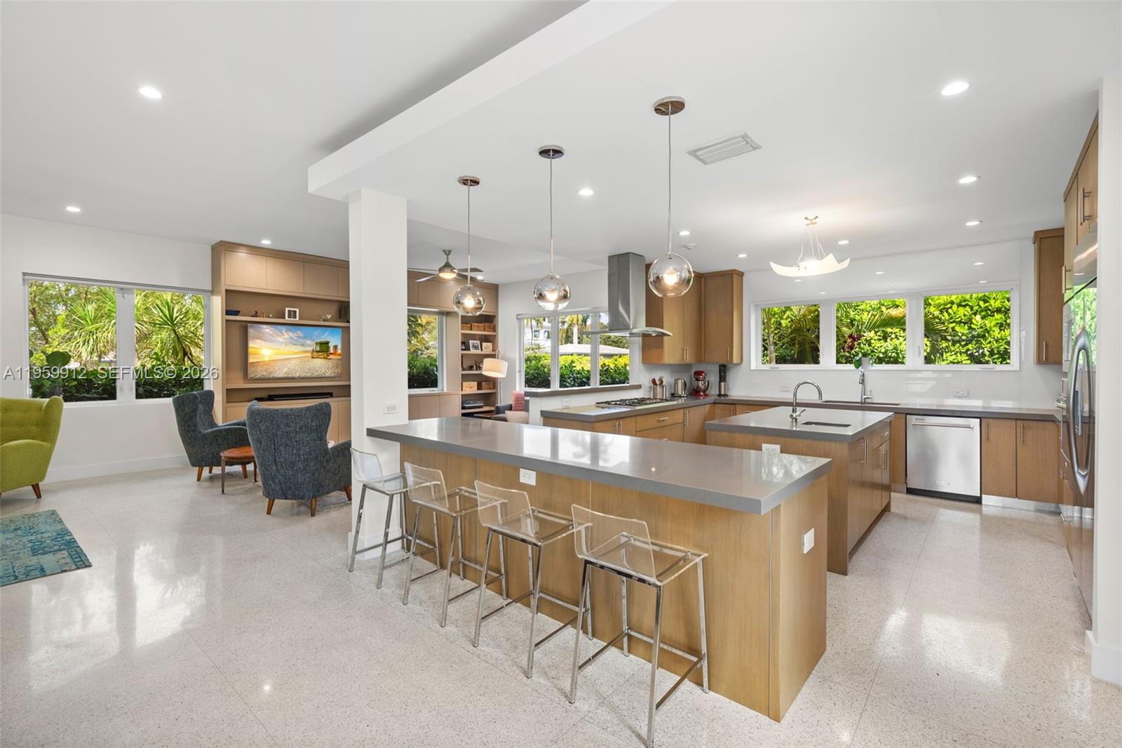 Homes for sale in Miami Beach, FL | 4595 N Jefferson Ave, Miami Beach, FL 33140 | MLS# A11959912