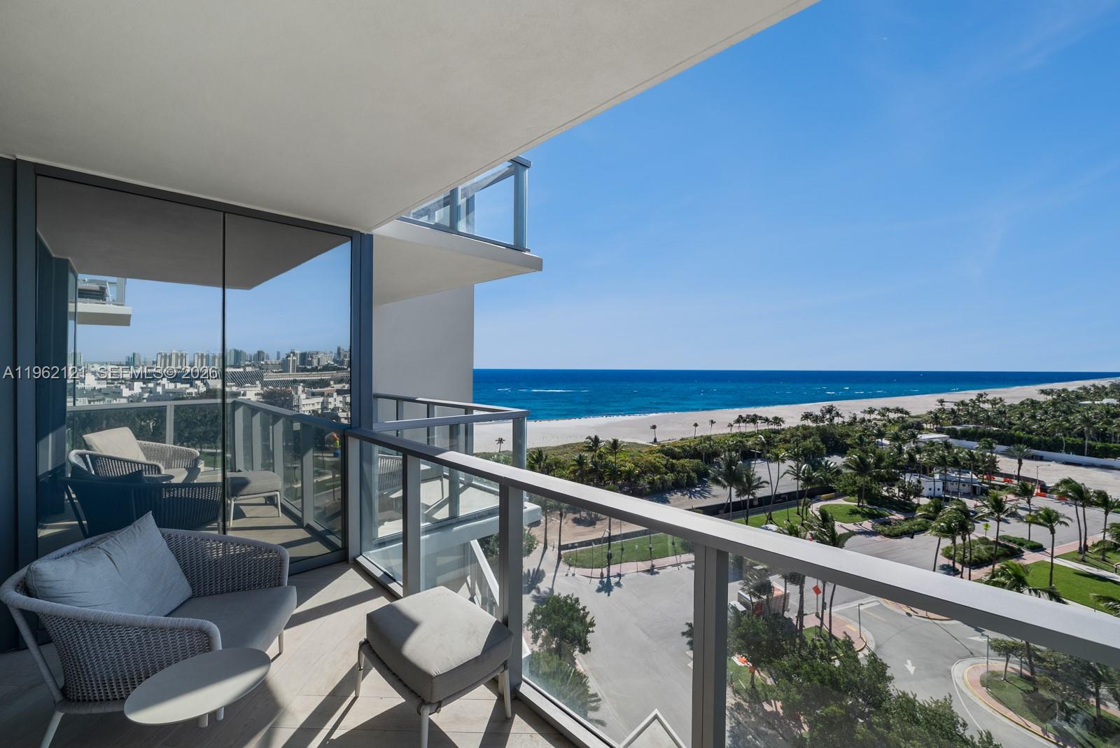 2201 Collins Ave Condo