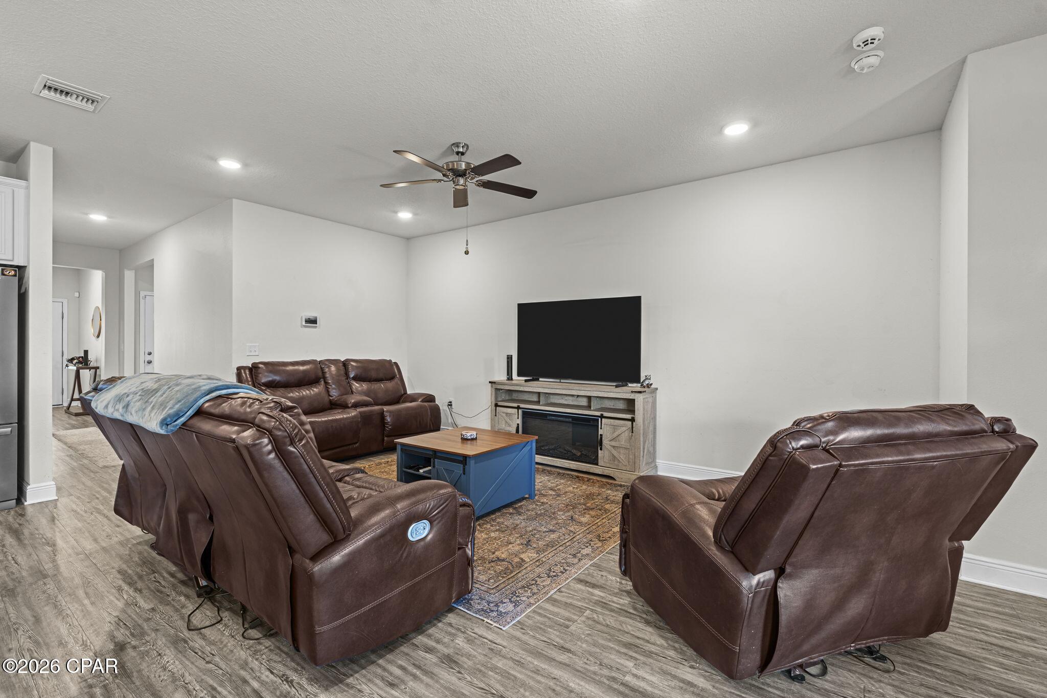 Image 6 For 758 Cason Circle