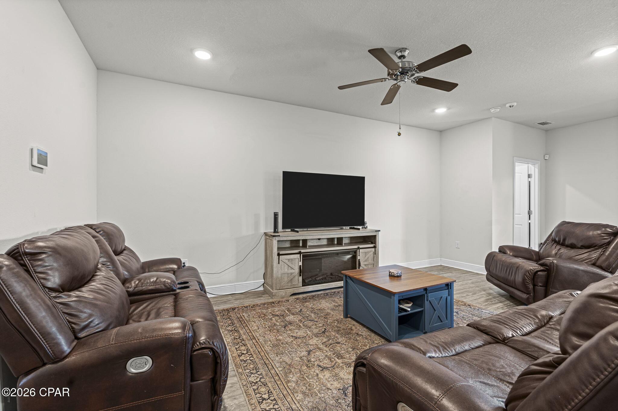 Image 7 For 758 Cason Circle