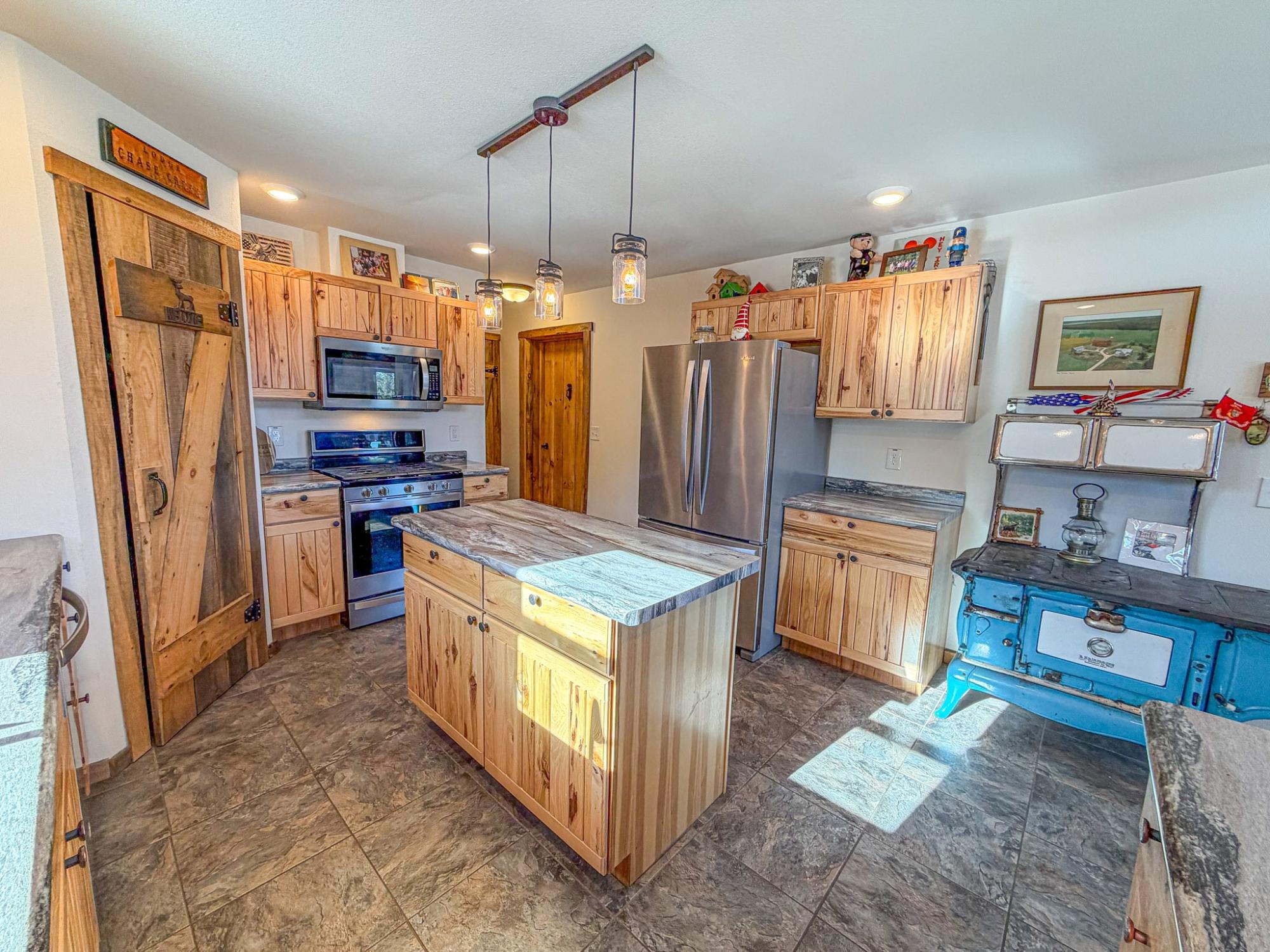 Undocumented Lake Property N10498 Sailor Lake Rd Photo 24