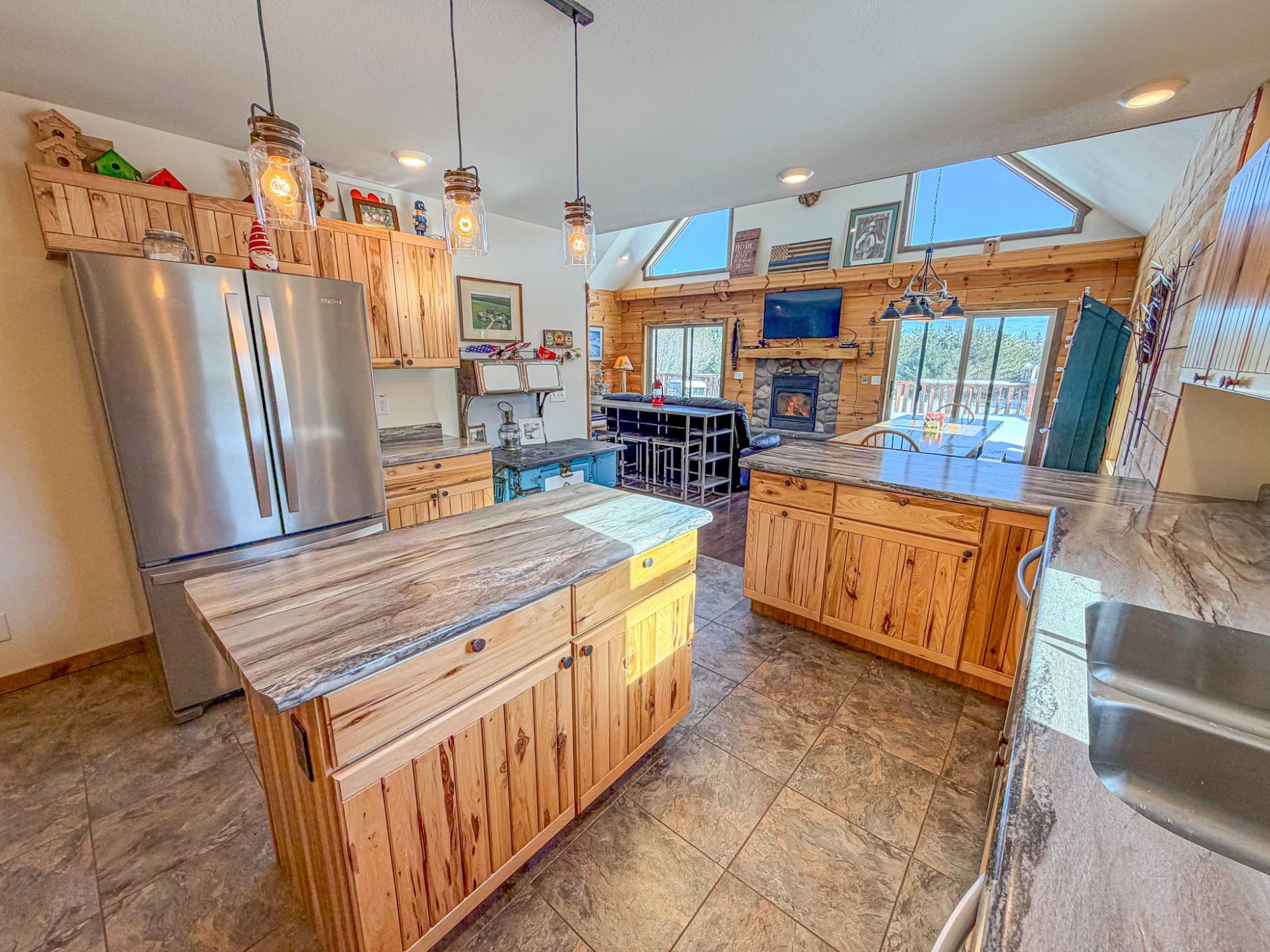 Undocumented Lake Property N10498 Sailor Lake Rd Photo 32