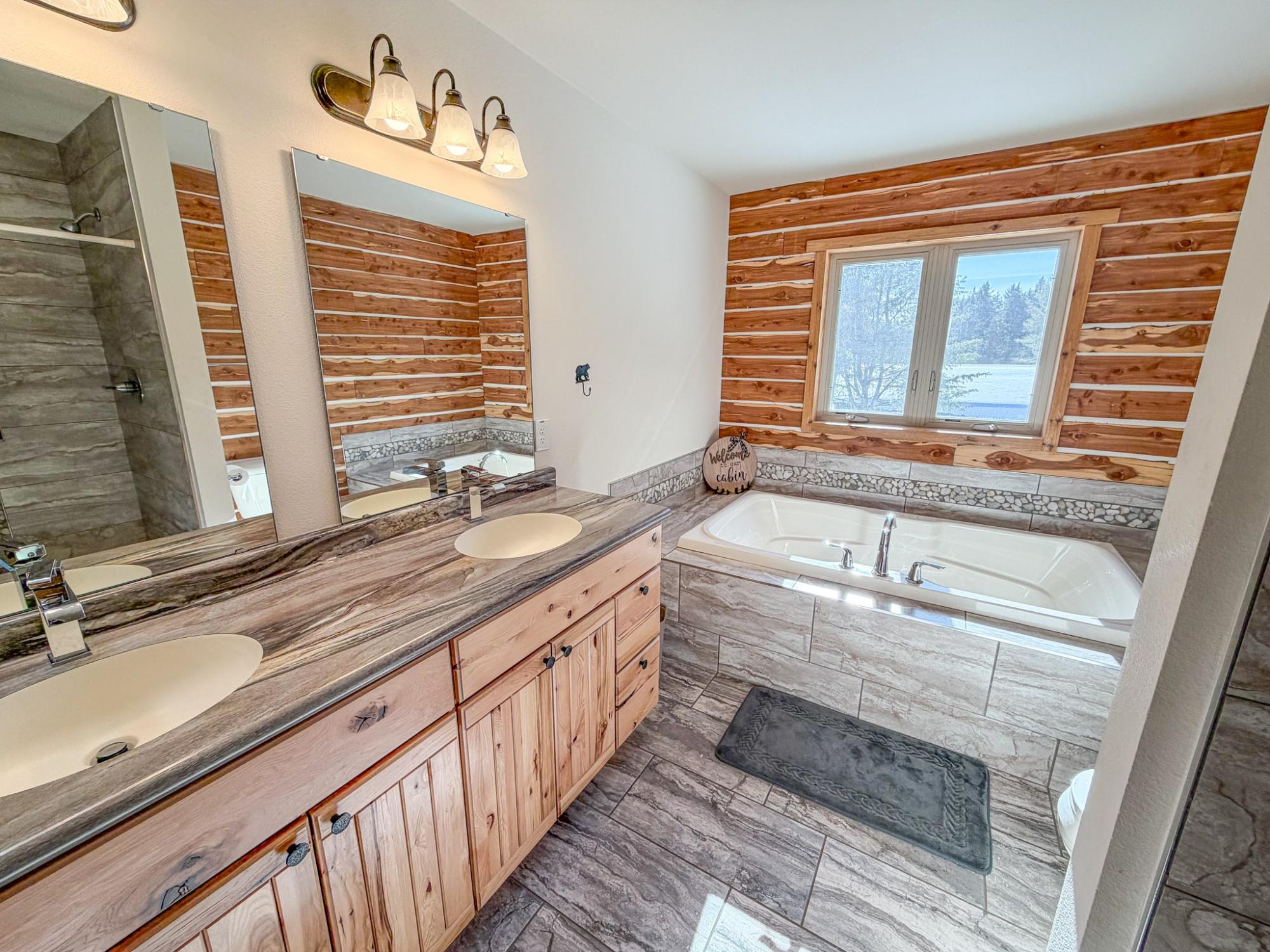 Undocumented Lake Property N10498 Sailor Lake Rd Photo 41