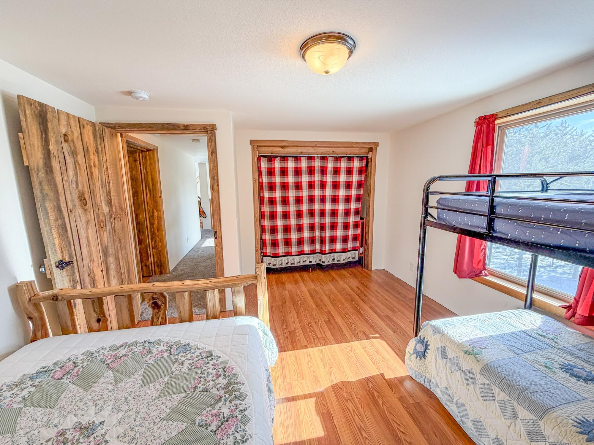 Undocumented Lake Property N10498 Sailor Lake Rd Photo 57