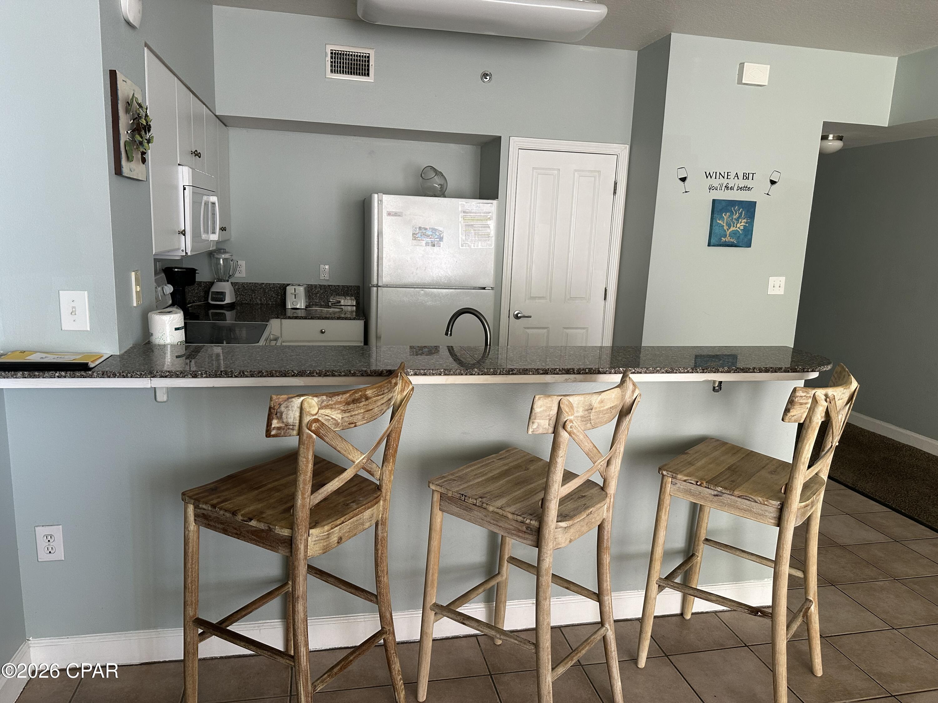 Image 4 For 9900 Thomas Drive 1122