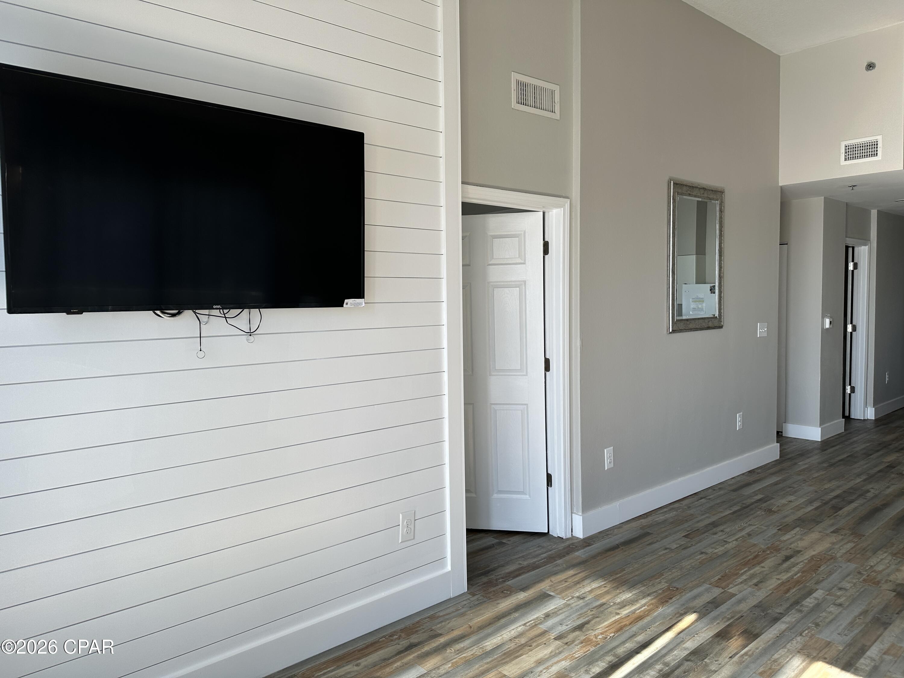 Image 10 For 9900 Thomas Drive 131