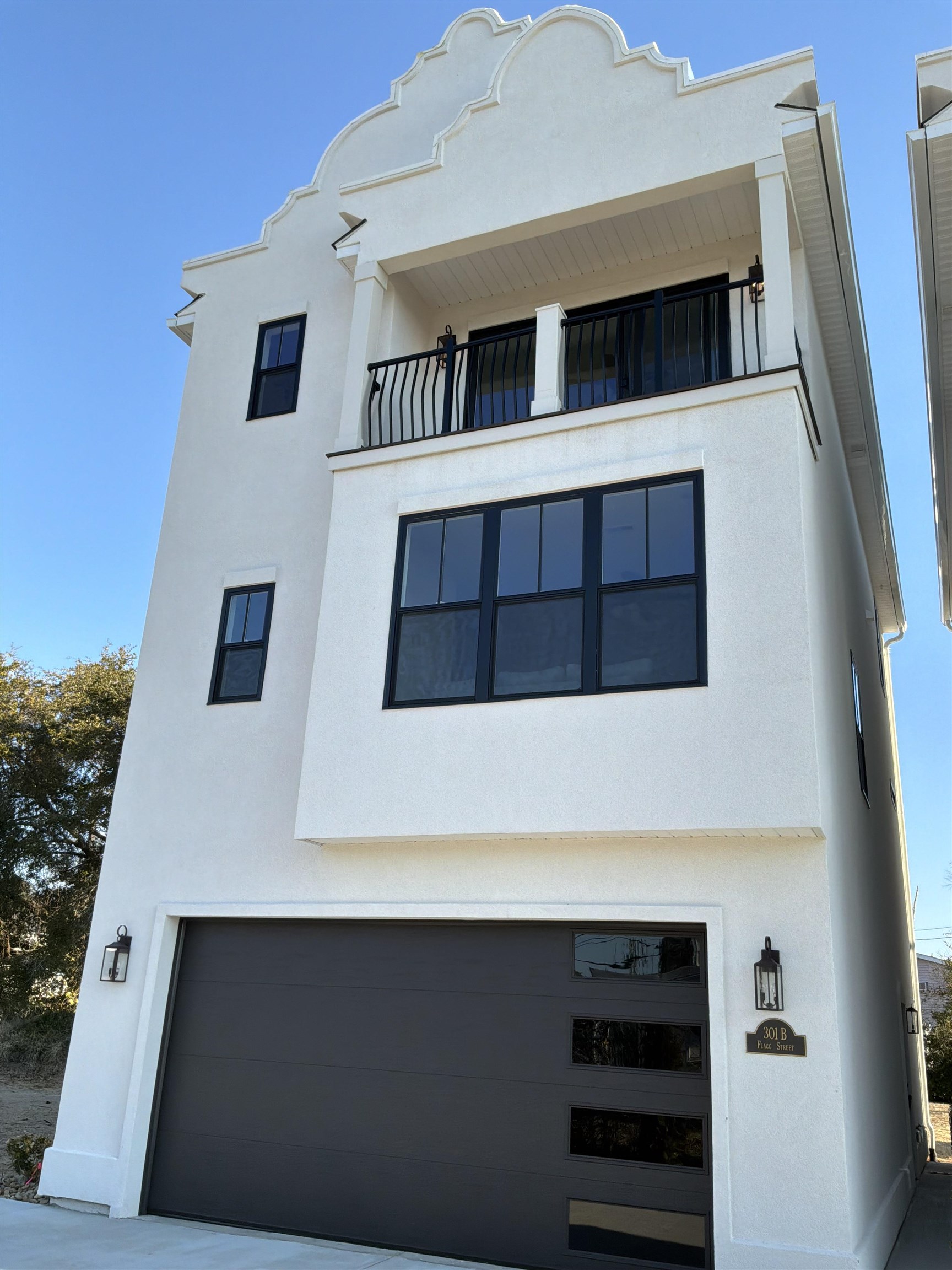 301B Flagg St. Myrtle Beach, SC 29577