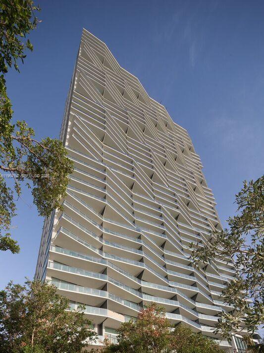 Icon Bay Condo
