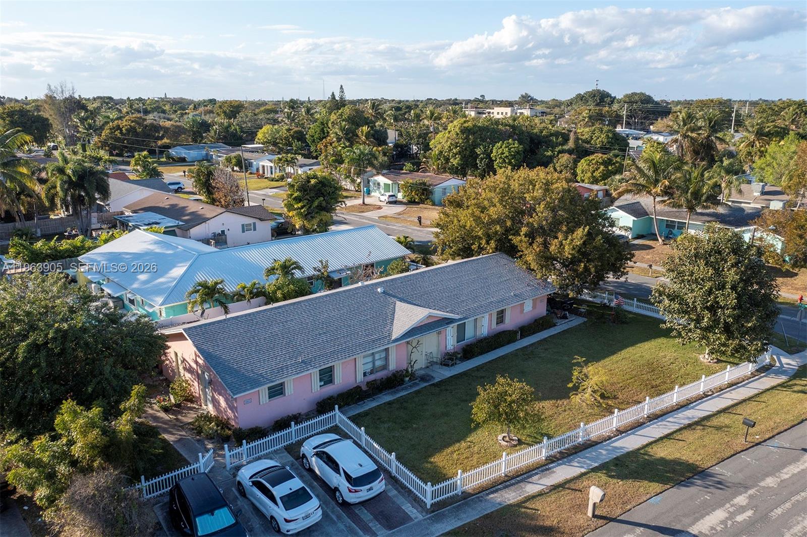 Homes for sale in Boynton Beach, FL | 2651 Se 2nd St, Boynton Beach, FL 33435 | MLS# A11963905