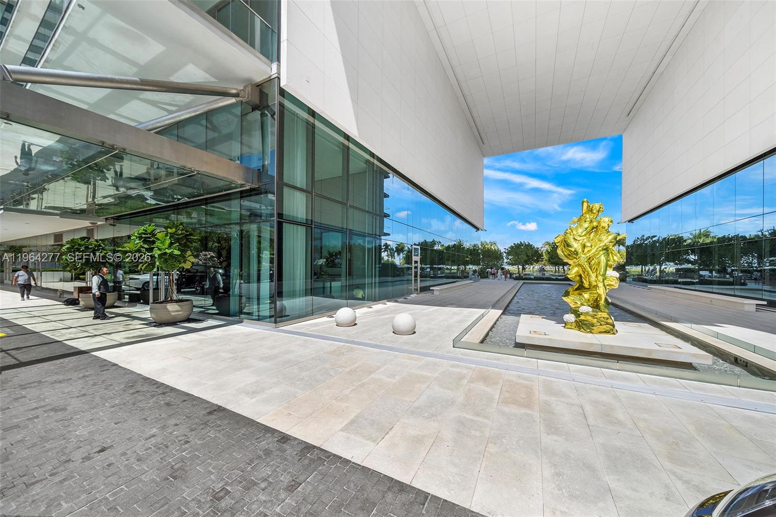 10203 Collins Ave 1602