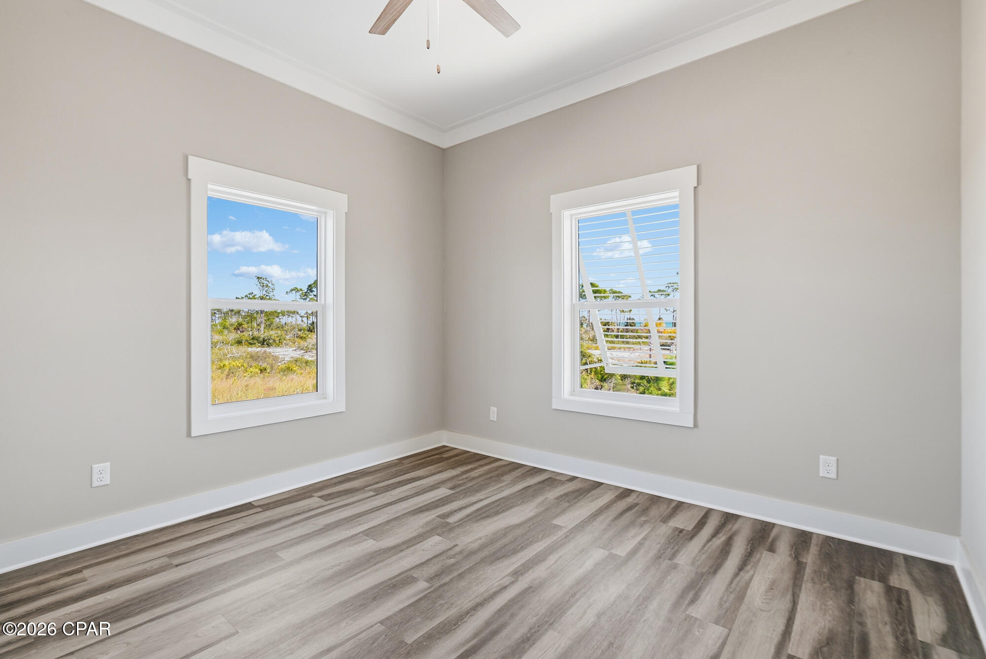 Image 27 For 303 Park Point Circle