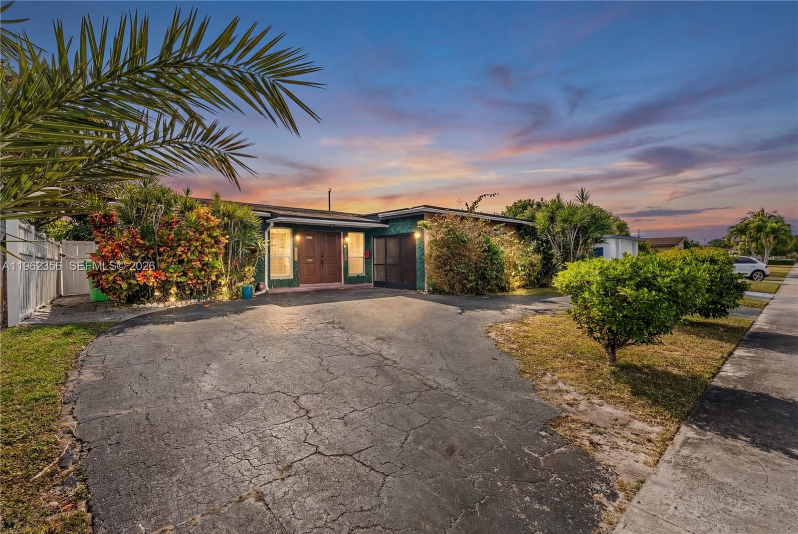 Sunrise Golf Village Sec