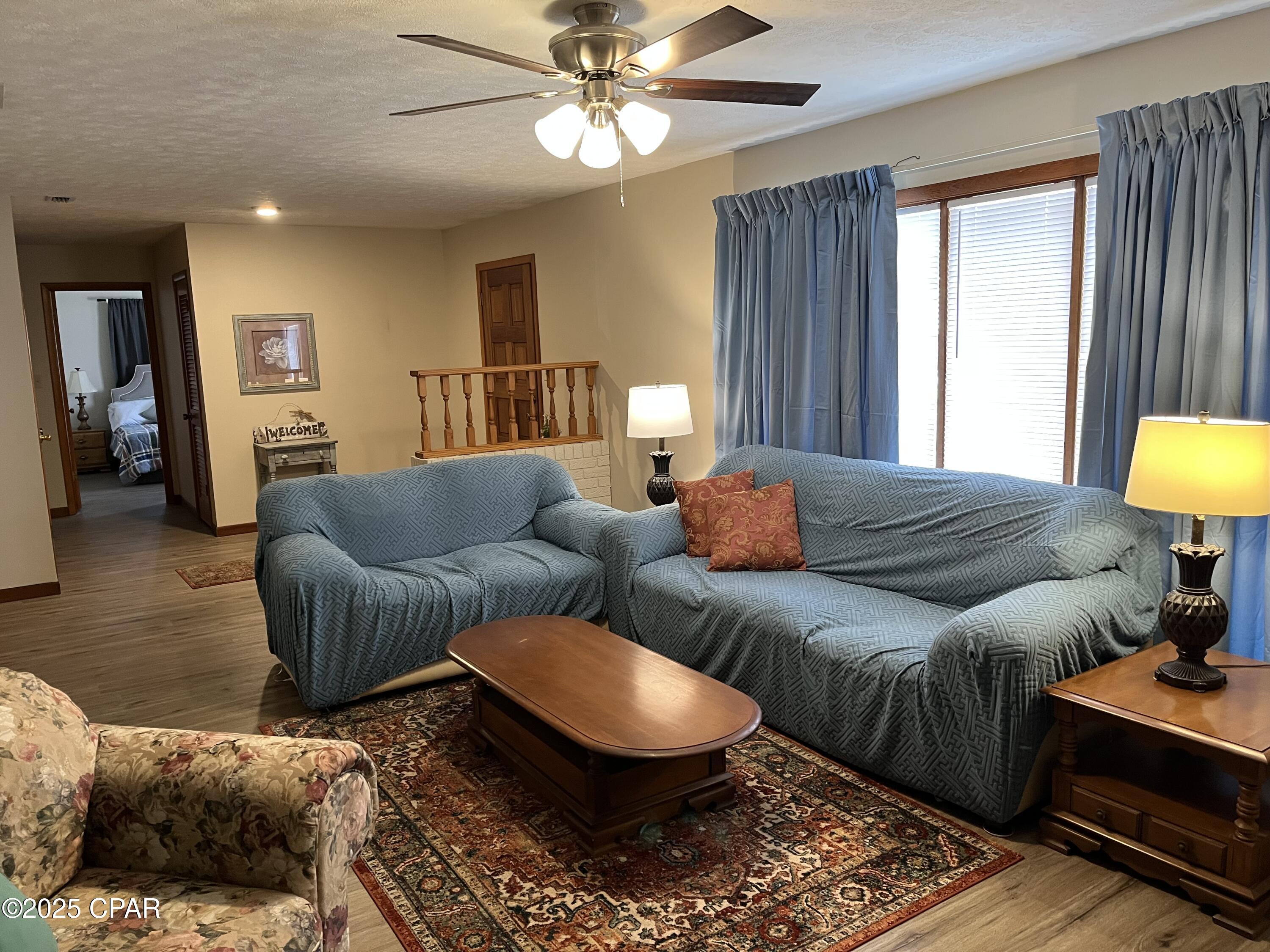 Image 4 For 214 San Gabriel Street