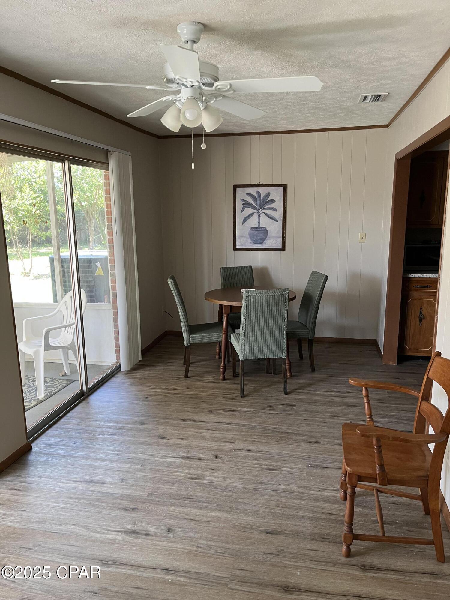 Image 9 For 214 San Gabriel Street