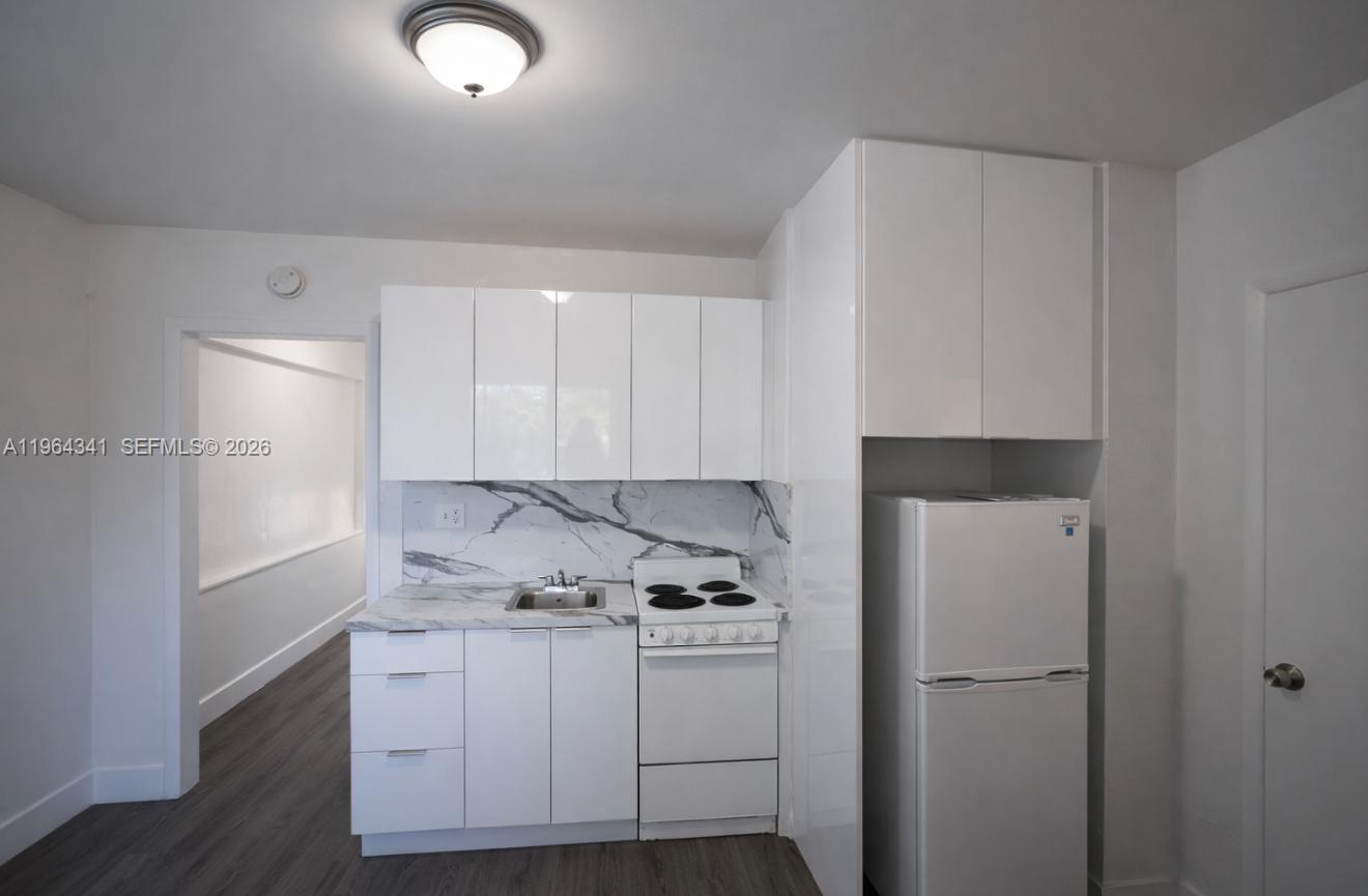 Bayshore Plaza Unit No 2