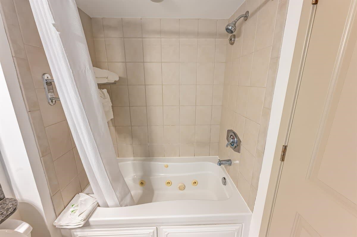 2603810 | Photo 26
