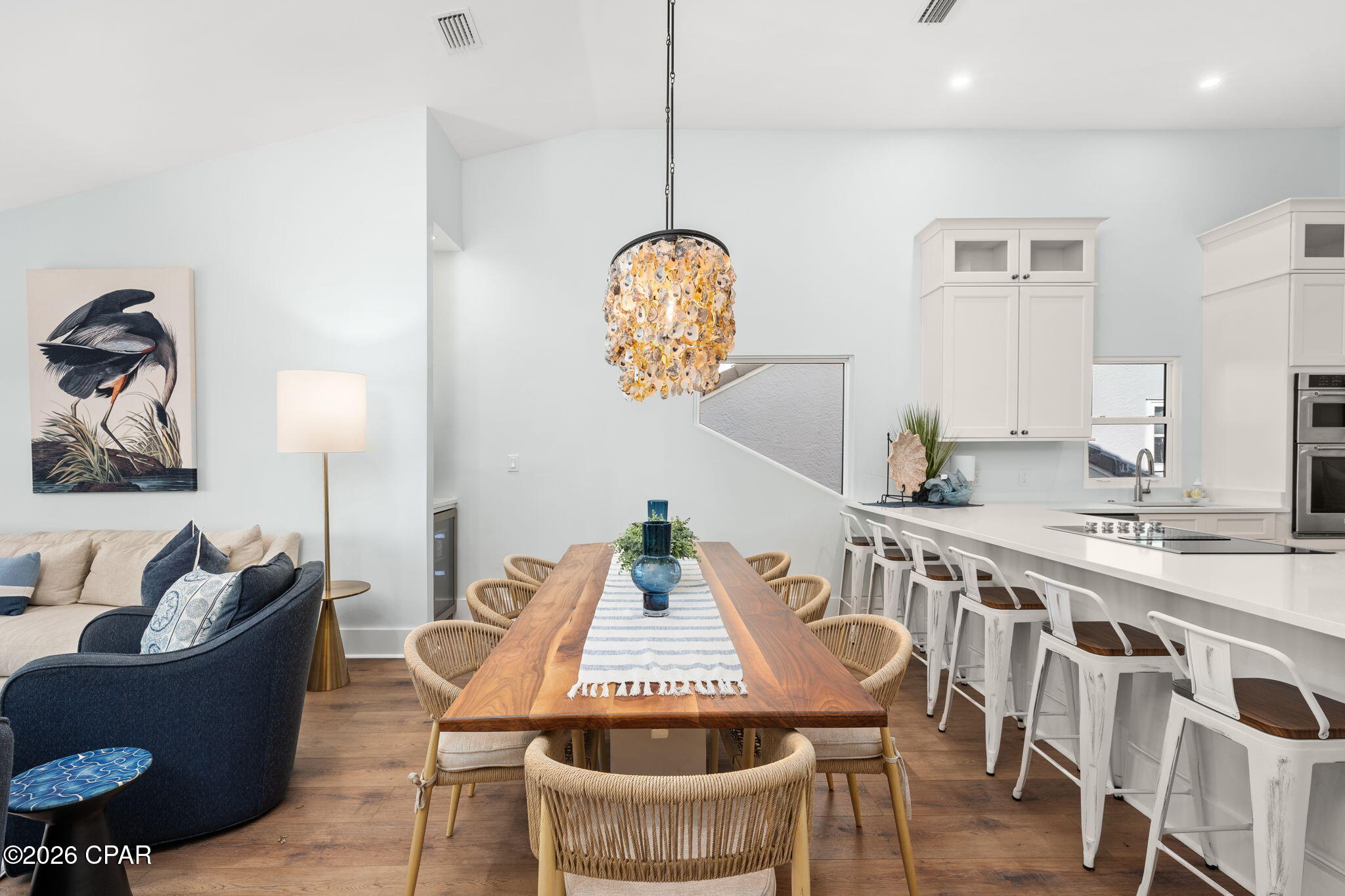 Listing photo id 13 for 4620 Bay Point Road 1027